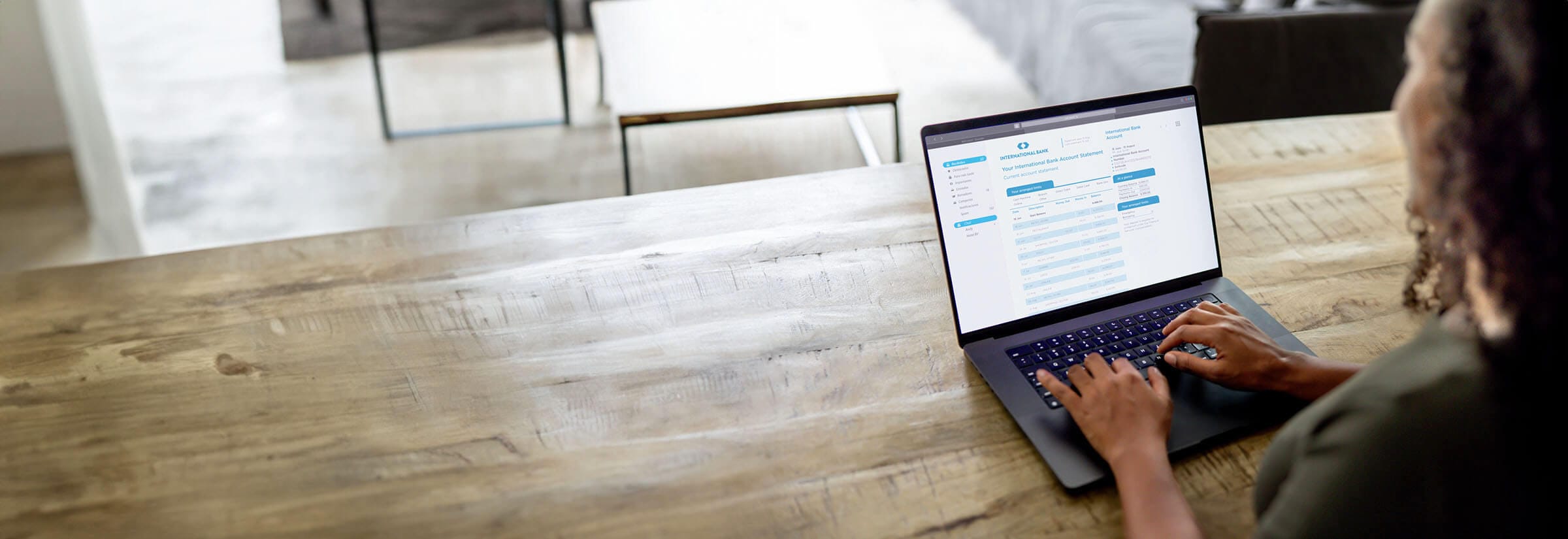 Woman looking for bank accounts in her name online.