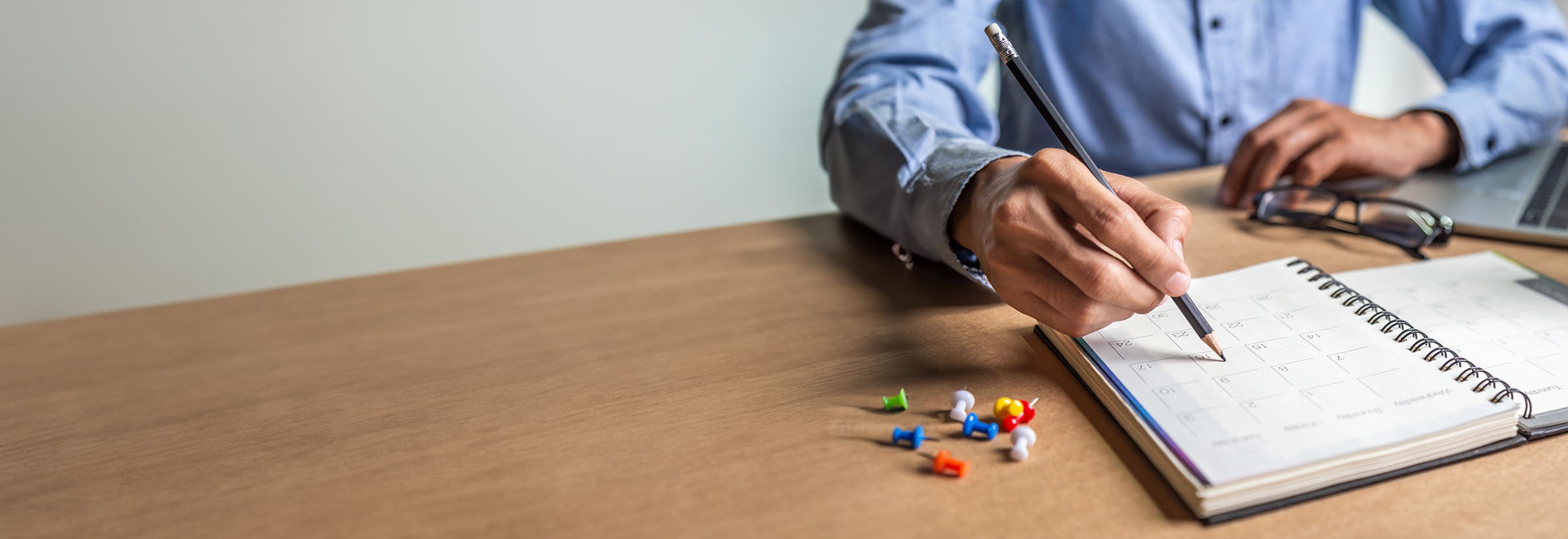 Somebody checking their calendar to track their credit dispute progress.