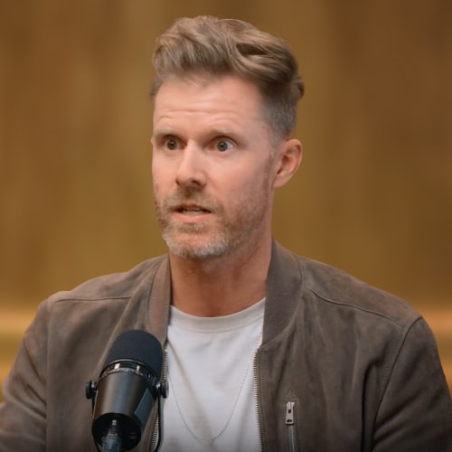 Hosts Shawnee Delaney and Tyler Grey sit down with guest Ted Harrington to discuss the hacker mindset.